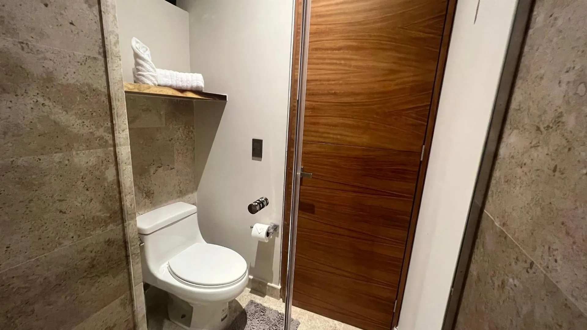 Beautiful Rooftop Apartment With Private Terrace, Amazing Pool With Aerial Views, Jacuzzi-Sauna-Gym-Laundry-Cinema-Coworking 툴룸