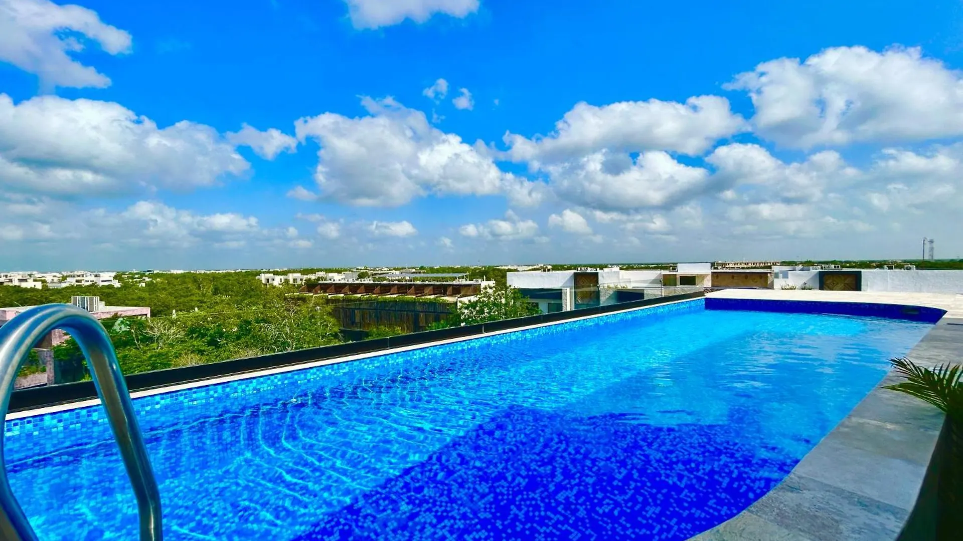 Beautiful Rooftop Apartment With Private Terrace, Amazing Pool With Aerial Views, Jacuzzi-Sauna-Gym-Laundry-Cinema-Coworking 툴룸