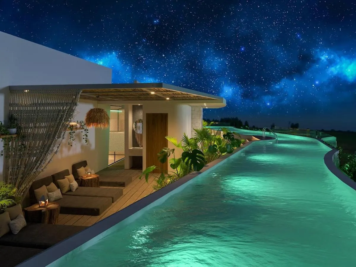 Rooftop Oasis: Urban Retreat with Infinity Pool & Private Terrace Apartment Tulum
